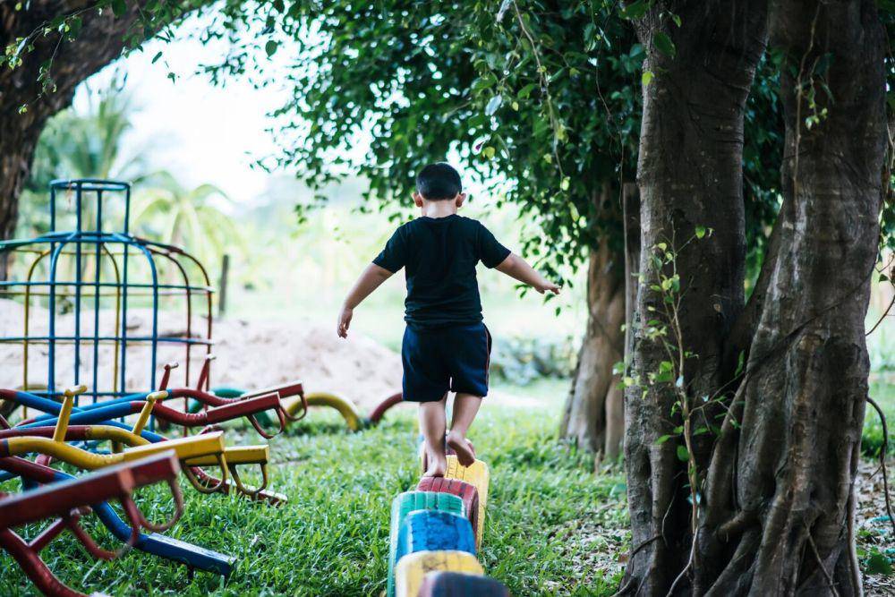 Gambar Anak bermain