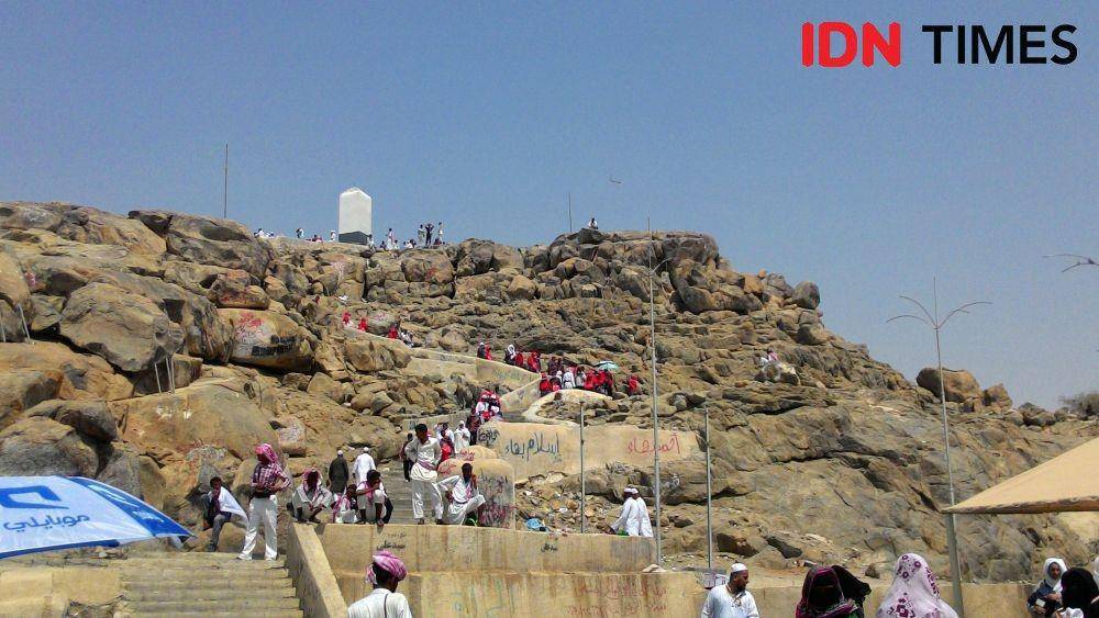 Jabal Rahmah, Arafah, Makkah (IDN Times/Umi Kalsum)