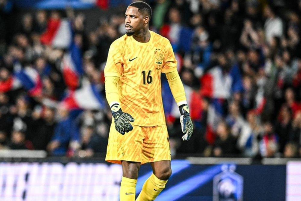 Profil Mike Maignan, Kiper Prancis yang Masih Clean Sheet di Euro 2024