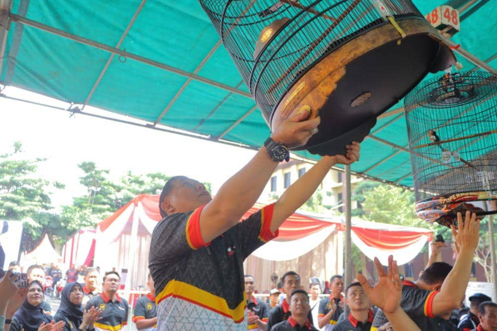 Cara Polda Lampung Ajak Kicau Mania Perangi Perdagangan Ilegal Satwa