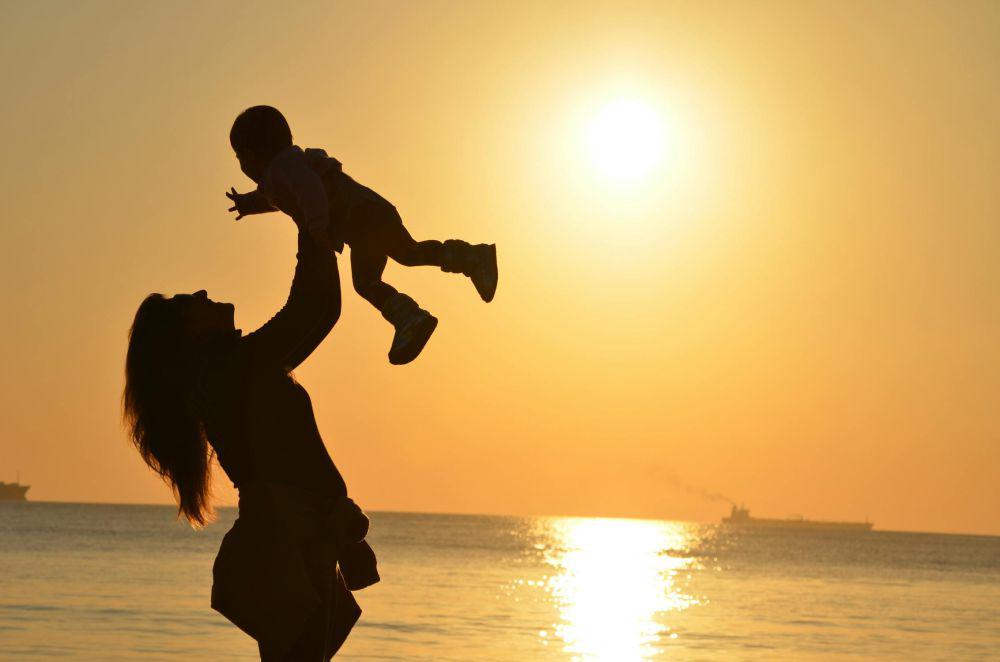 6 Alasan Single Parent Gak Boleh Menyerah, Semangat!