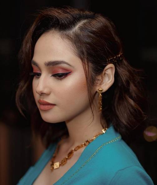 Styling rambut Syifa Hadju (instagram.com/syifahadju)