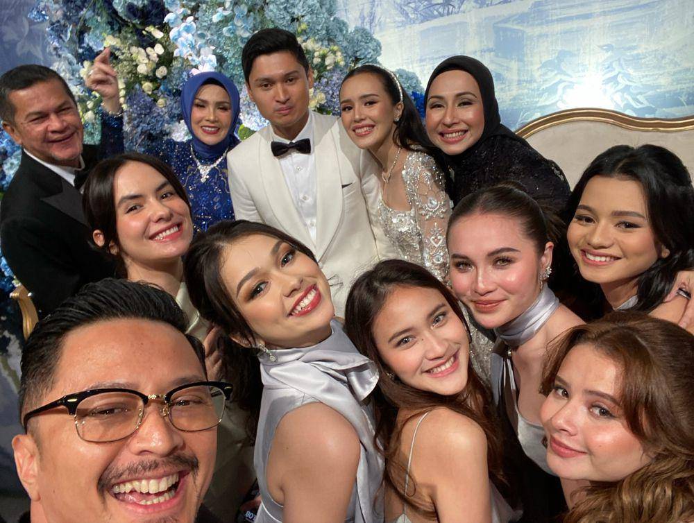 artis di pernikahan Beby Tsabina (Instagram.com/kangferrymaryadi)