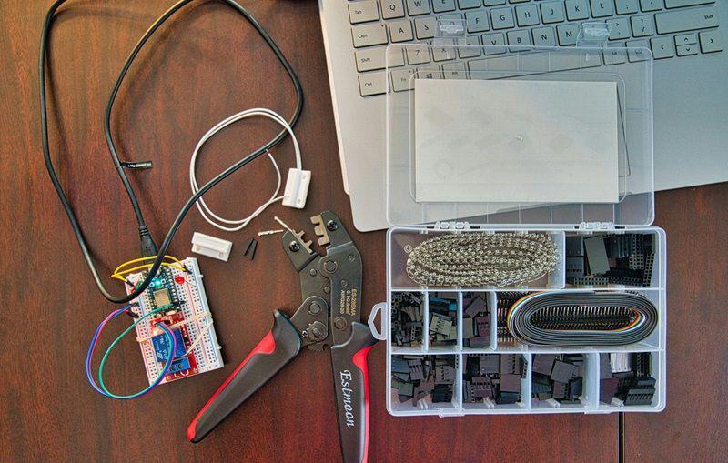 5 Perbedaan Software dan Hardware yang Perlu Diketahui