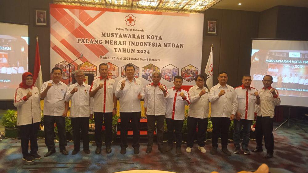 Pimpin PMI Medan Lagi, Ijeck Dorong Ambulan di Setiap Kecamatan