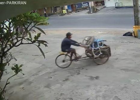 Polisi Ringkus Pemulung yang Mencuri di Barber Shop Makassar