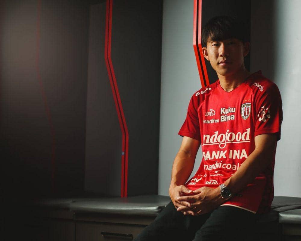 Mitsuru Maruoka mengenakan seragam Bali United. (Instagram.com/)