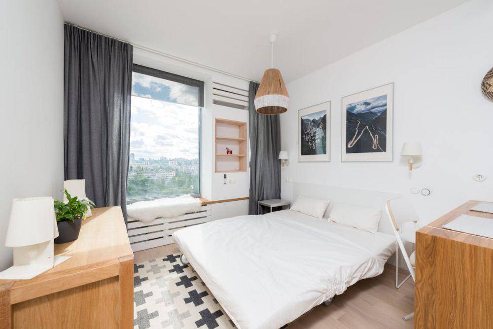 ilustrasi desain kamar minimalis ala Skandinavia (pexels.com/Max Vakhtbovycn)