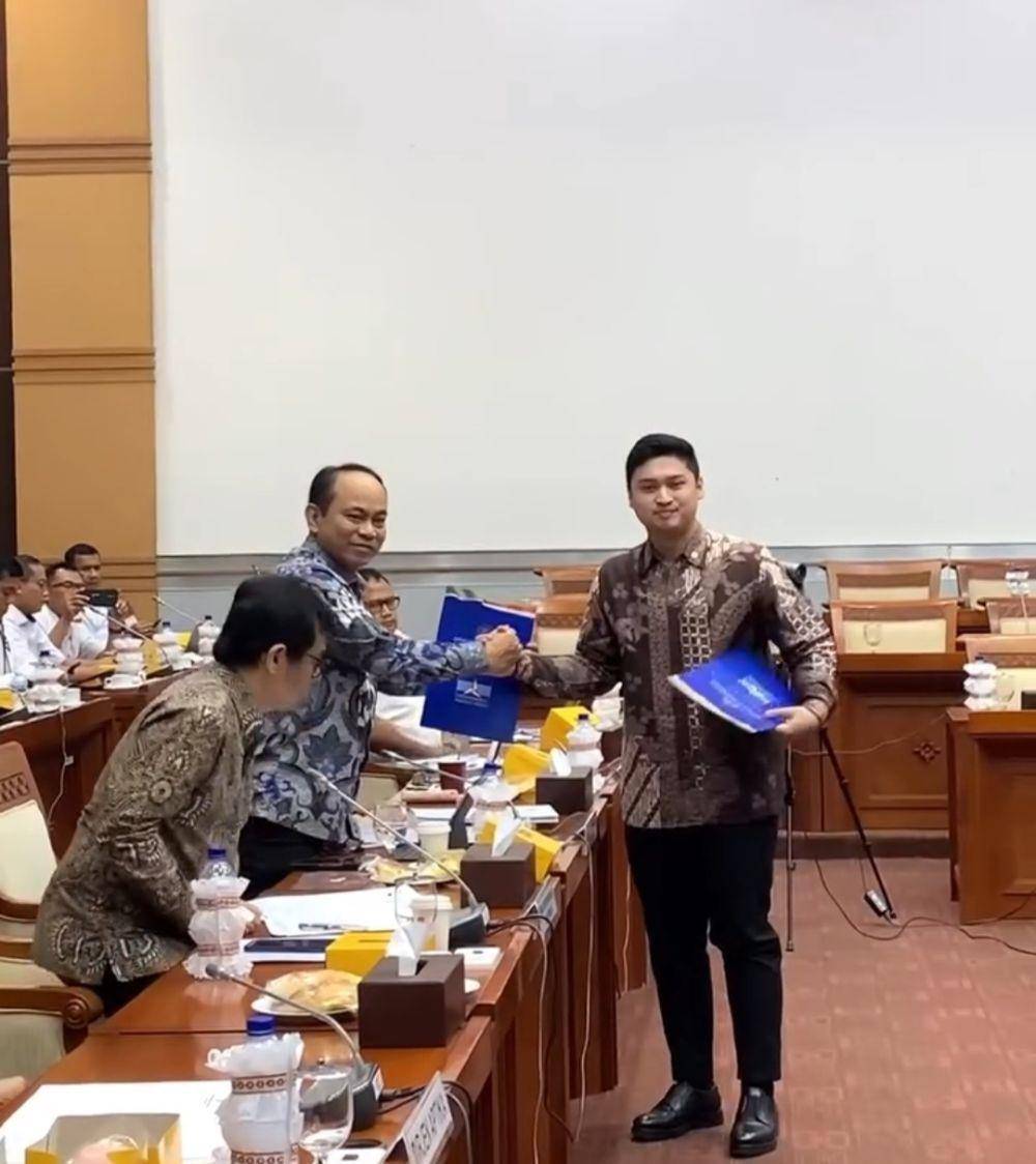 Rizki Natakusumah (instagram.com/riznatakusumah)