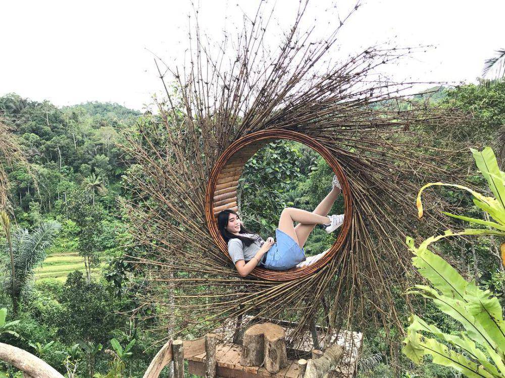 Spot foto lainnya di kawasan air terjun (instagram.com/lekeleke_bali)