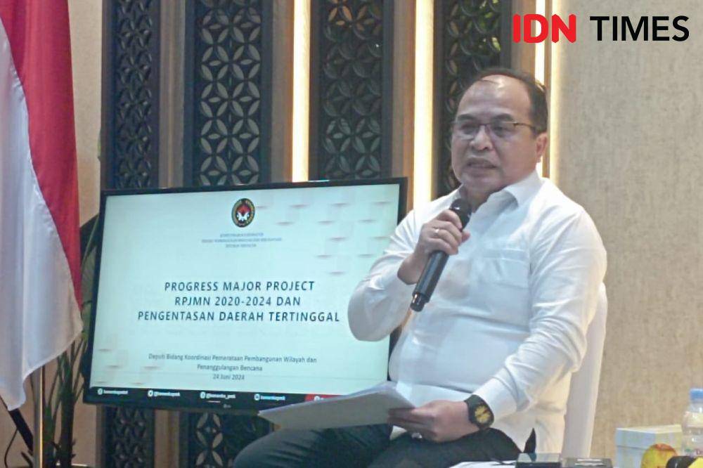 Plt. Deputi Bidang Koordinasi Pemerataan Pembangunan Wilayah dan Penanggulangan Bencana Sorni Paskah Daeli