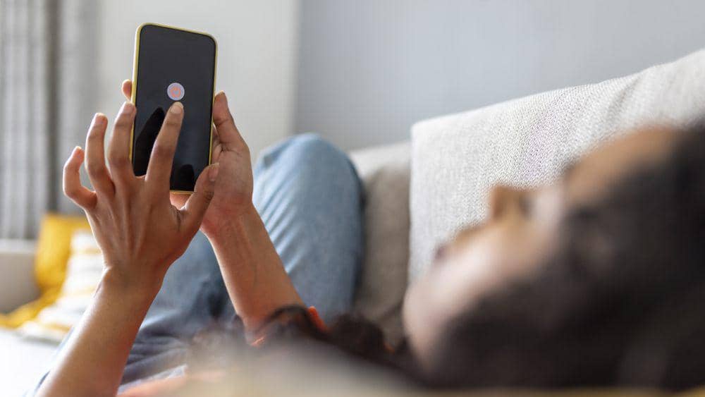 ilustrasi menonaktifkan fitur autoplay (pcmag.com)