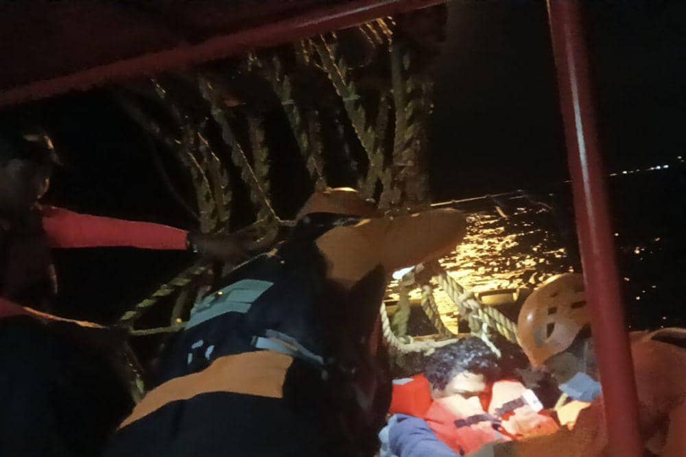 Basarnas Bali melakukan evakuasi di laut (Dok.IDN Times/istimewa)