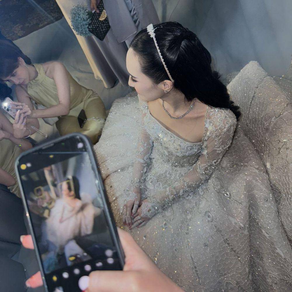 potret Rebecca Klopper jadi bridesmaid di pernikahan Rizki-Beby (instagram.com/rklopperr)