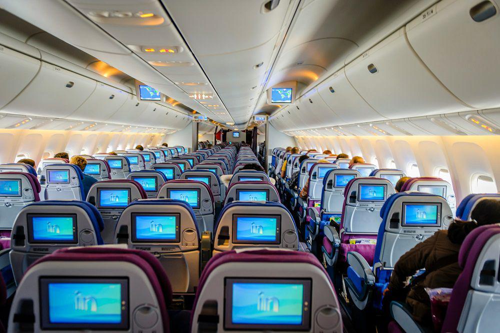 7 Tips Menghindari Mabuk Udara di Pesawat saat Traveling