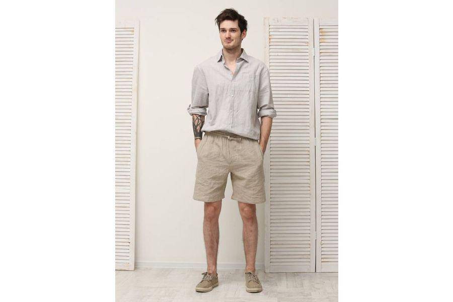 Outfit celana pendek pria (pinterest.com)