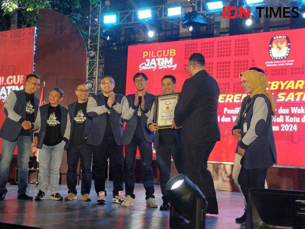 Pelaksanaan coklit Pilkada 2024 dimulai. IDN Times/Ardiansyah Fajar.