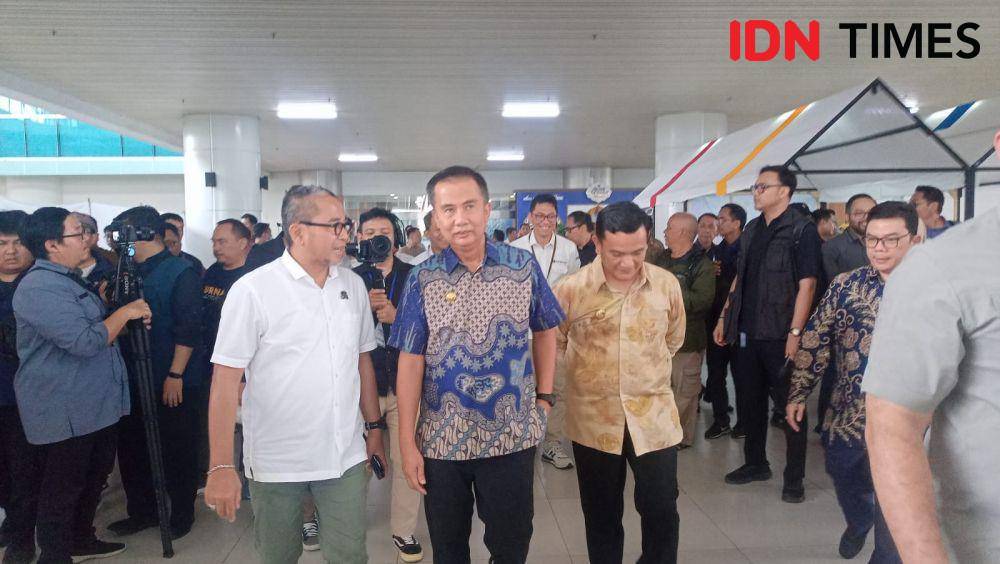 Inin Nastain IDN Times/ Pj Gubenur Jawa Barat bersama Pj Bupati Majalengka
