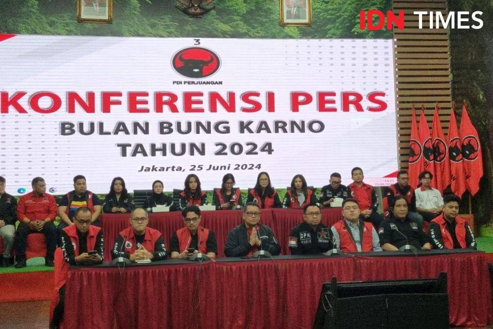 Konferensi pers PDIP gelar peringatan Bulan Bung Karno 2024 (IDN Times/Ilman Nafi'an)