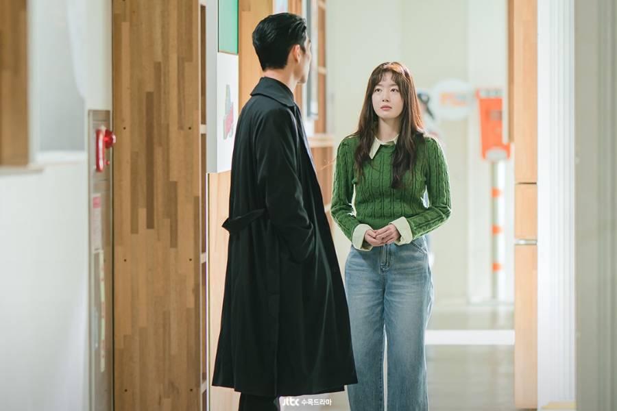 Still cut My Sweet Mobster (Instagram.com/jtbcdrama)