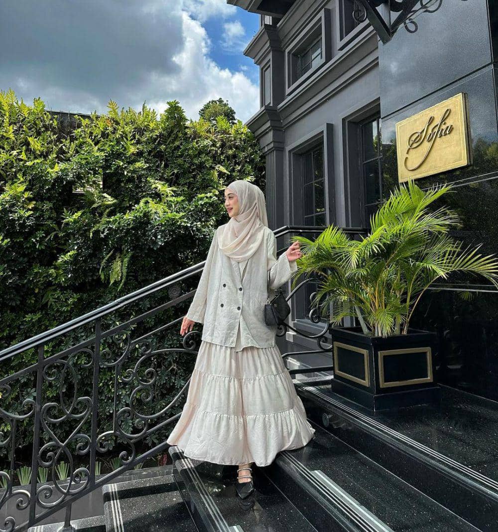 Nimas Azlia (instagram.com/azzllia)