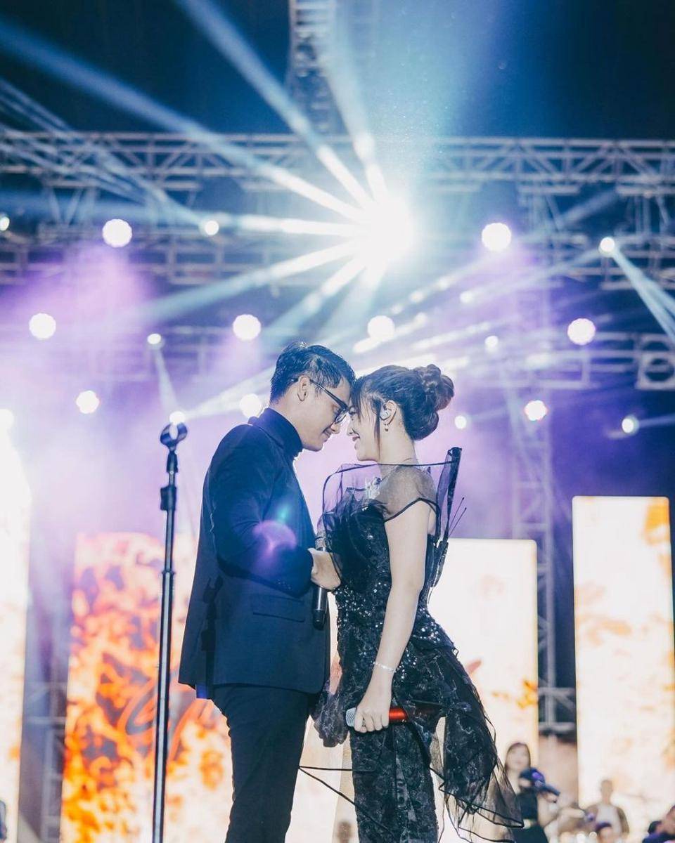Happy Asmara dan Gilga Sahid. (Instagram.com/gilgasahidh)