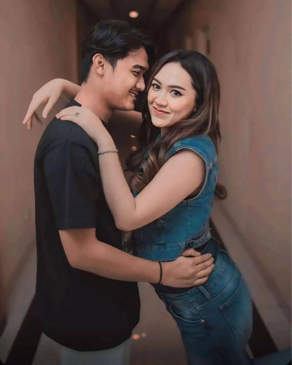 Happy Asmara dan Gilga Sahid. (Instagram.com/rosaliaaa16)