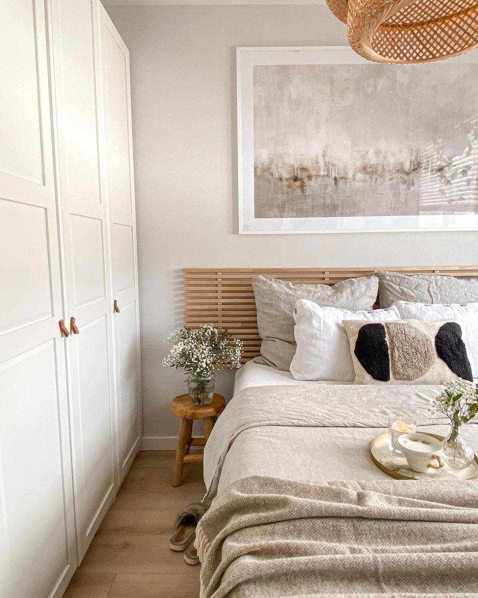 ilustrasi kamar tidur utama bergaya Japandi (housebeautiful.com)