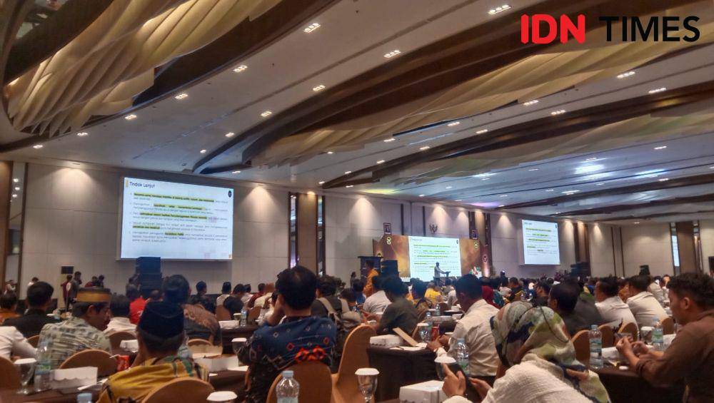 Rapat Koordinasi Kesiapan Penyelenggaraan Pilkada Serentak Tahun 2024 di Hotel Claro, Makassar, Rabu (26/6/2024). (IDN Times/Asrhawi Muin)