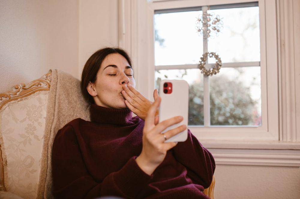 Ilustrasi pasangan menjalin LDR (Pexels.com/RDNE Stock project)