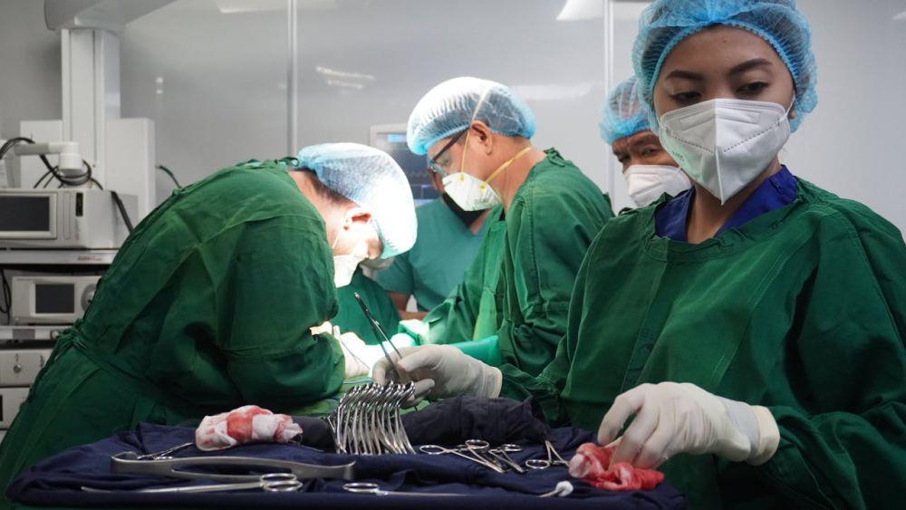 3 Perbedaan Sedot Lemak dan Operasi Bariatrik