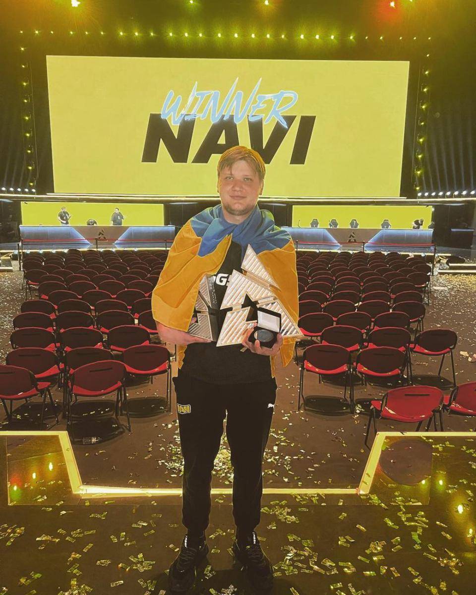 potret s1mple (instagram.com/s1mpleo)