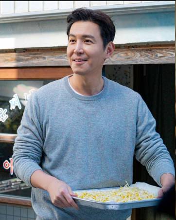 Choi Won Young di Drakor Family by Choice (dok. HighZium Studio, Base Story, SLL via Naver/Family by Choice)