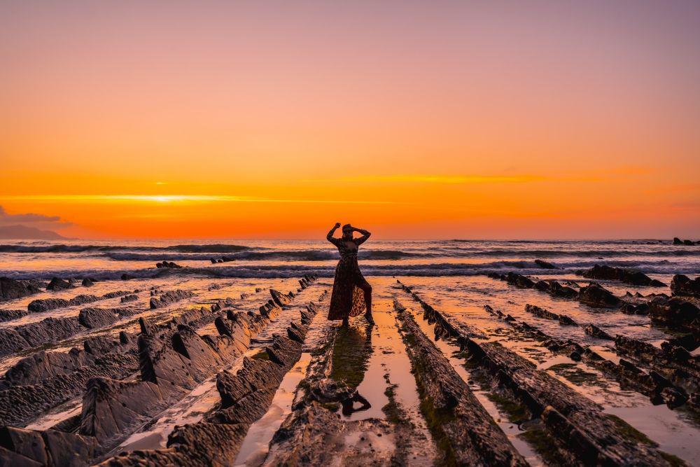 [QUIZ] Pilih Sunrise atau Sunset, Kamu Cocoknya Liburan ke Sini