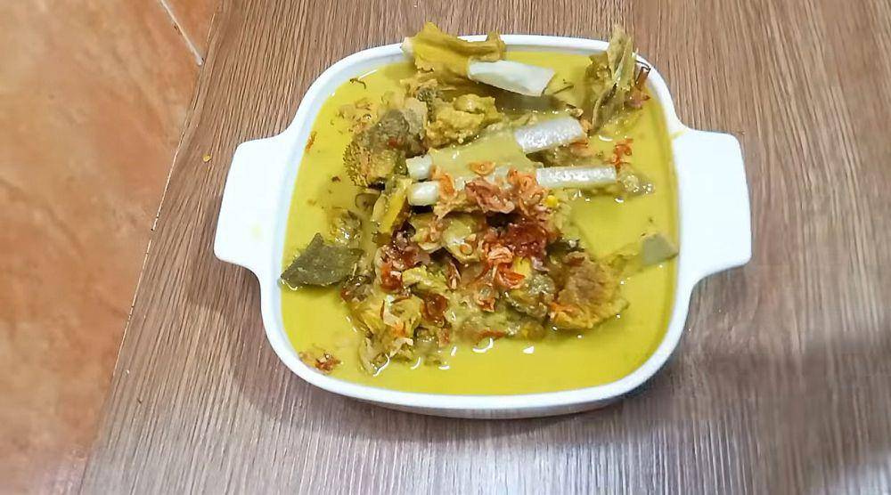 Resep Gulai Kambing ala Anak Kos, Praktis Bikinnya!