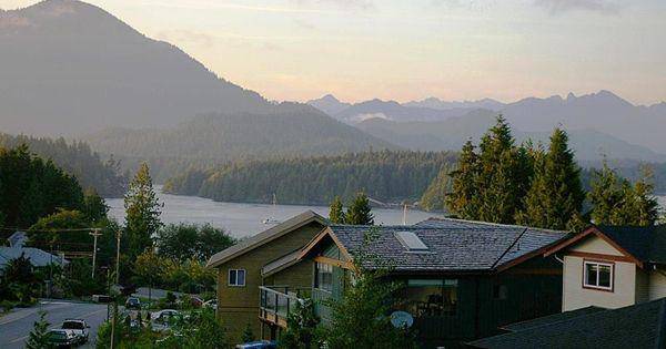 Tofino (commons.wikimedia.org/Olivier Levy)