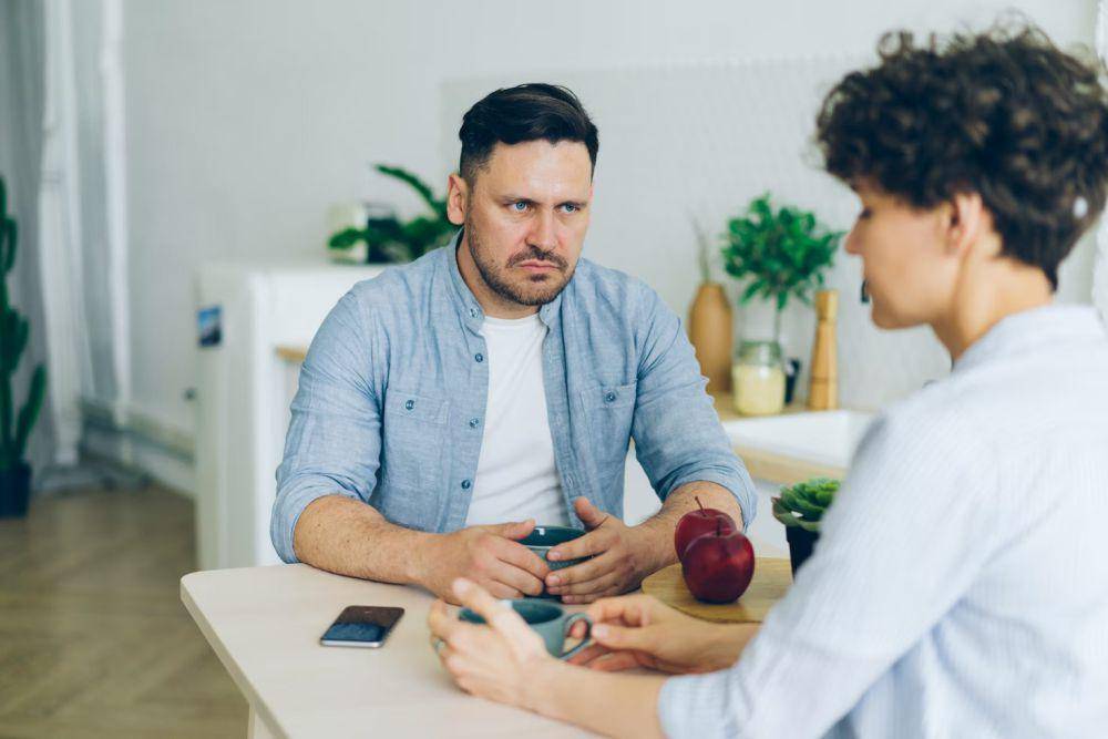 ilustrasi silent treatment (unsplash.com/Vitaly Gariev)