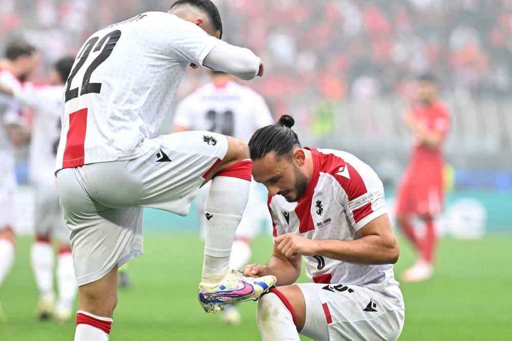 Gimmick selebrasi gol Georges Mikautadze dan Giorgi Kochorashvili (instagram.com/nakrebi)