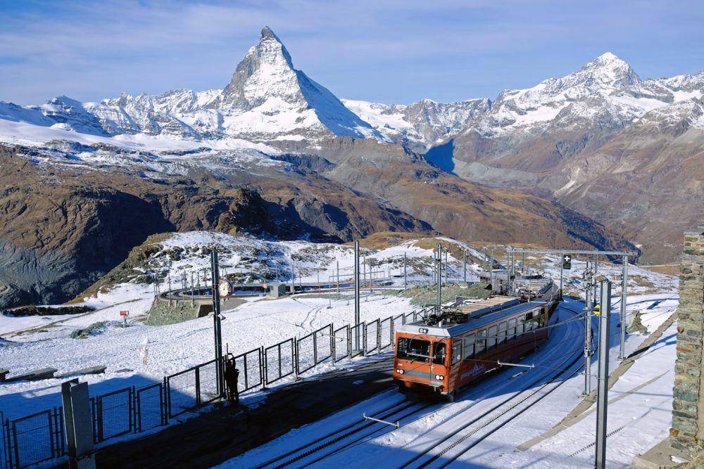 ilustrasi Swiss (unsplash.com/Young Shih)