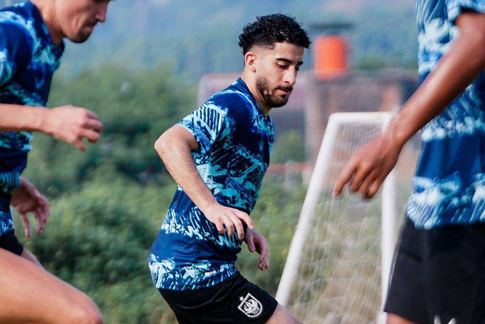 Reza Heidari (instagram.com/psisfcofficial)