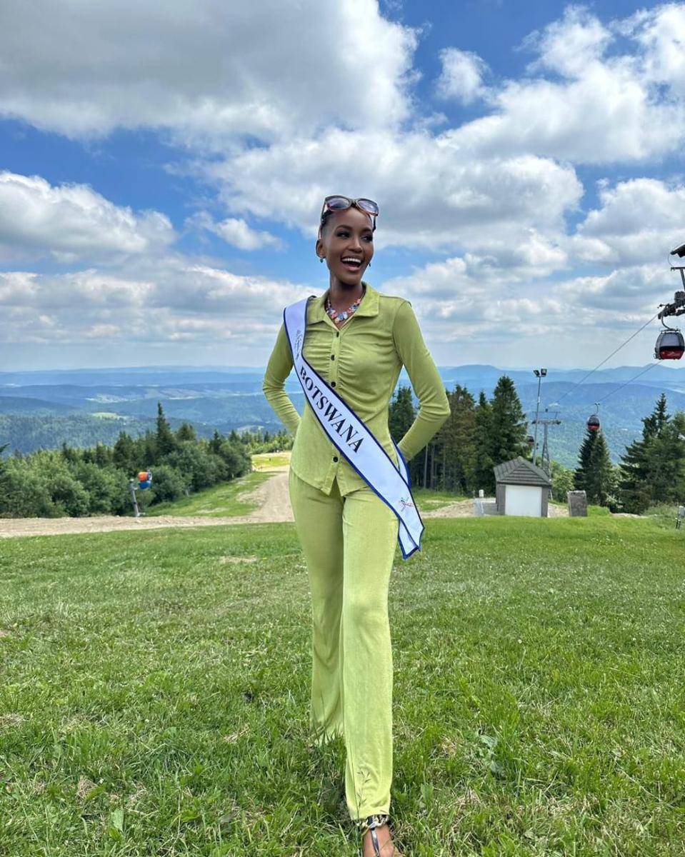 Potret Finalis dari Afrika di Karantina Miss Supranational 2024 (Instagram.com/leah_barobetse)