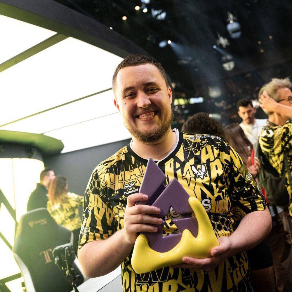 ZywOo (x.com/zywoo)