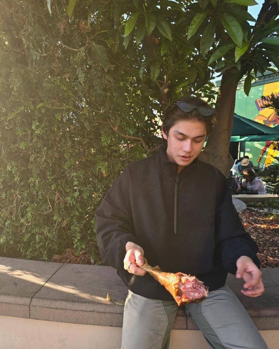 potret Bright Vachirawit pulang kampung ke Amerika Serikat (instagram.com/bbrightvc)
