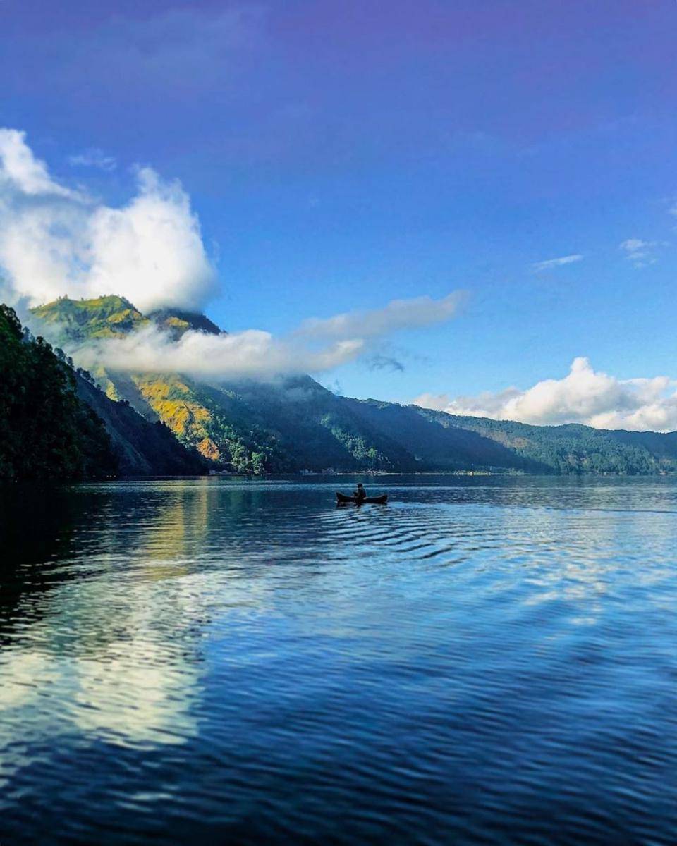 Danau Batur (instagram.com/linalinaloo)