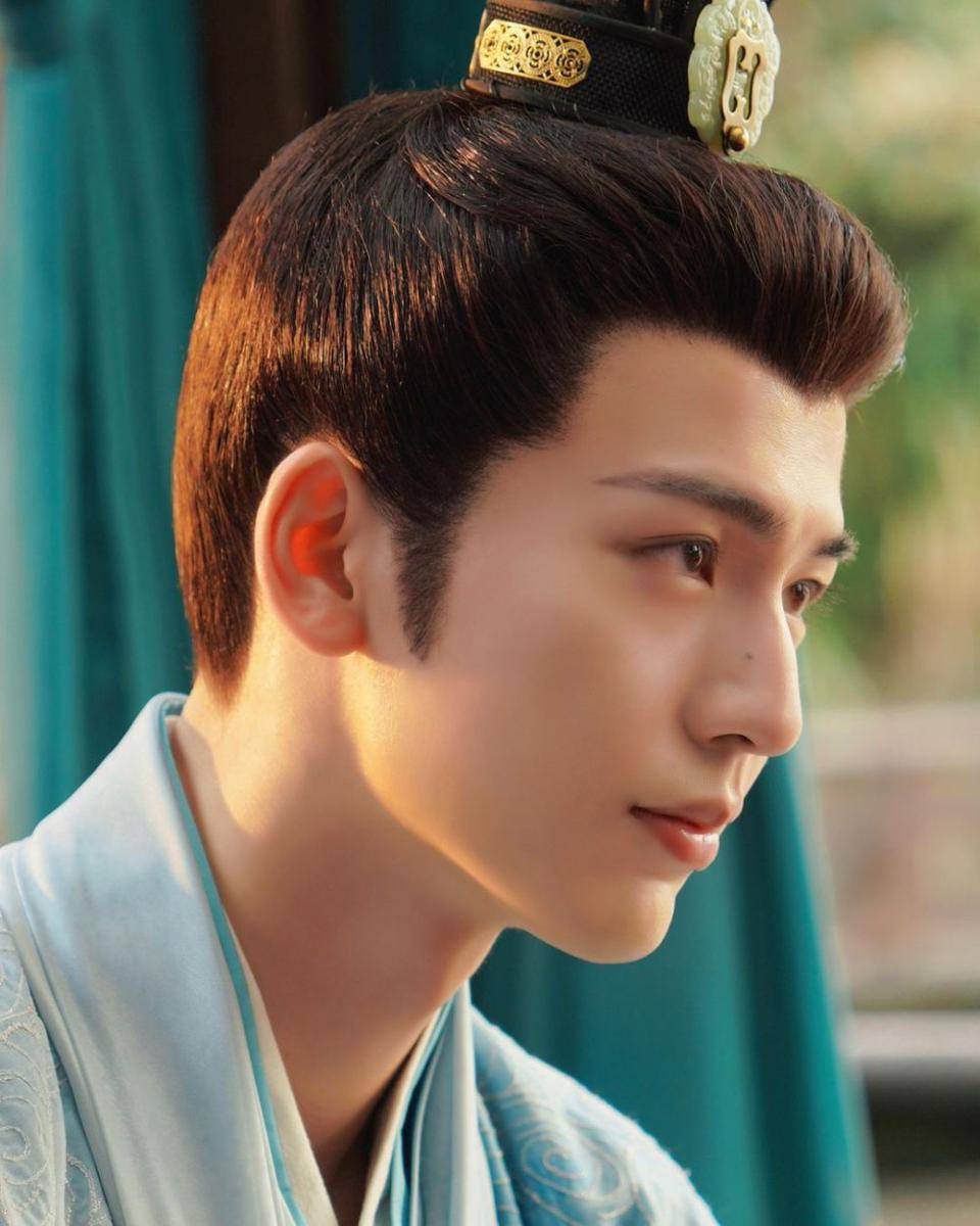 Zhang Ling He di drama The Princess Royal (instagram.com/youkuofficial)