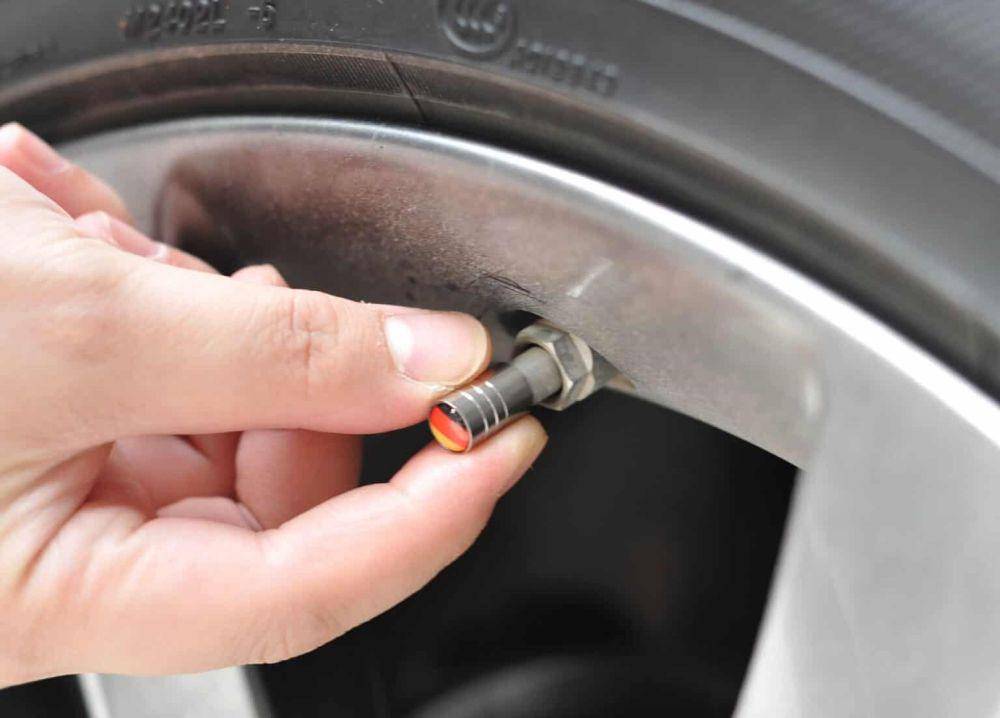 ilustrasi tire valve atau pentil ban (dok. Uchanics)