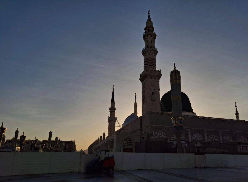 Kuba Hijau di Masjid Nabawi, tempat makam Rasulullah dan Raudah. IDN Times/Faiz Nashrillah