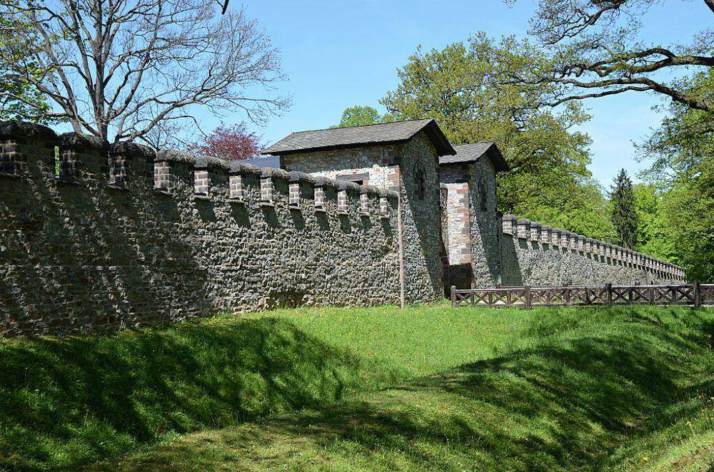 Saalburg Roman Fort (commons.wikimedia.org/Carole Raddato)