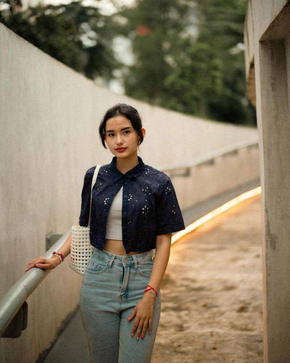 makeup natural ala Sarah Menzel (instagram.com/ssarah_menzel)