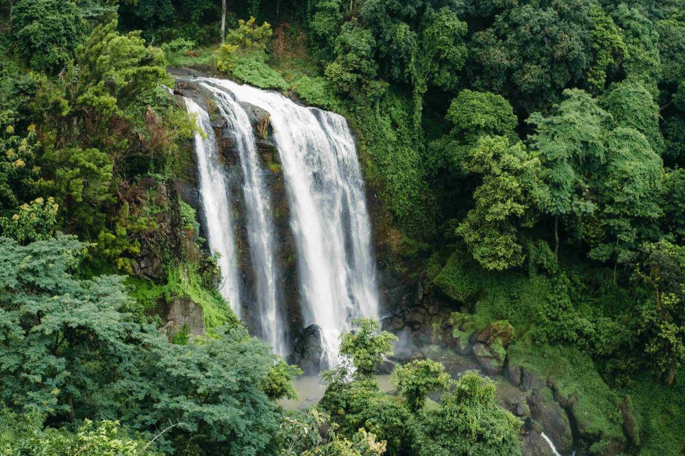 Info Wisata Curug Sewu Kendal: Lokasi, Rute, Harga Tiket, dan Tips